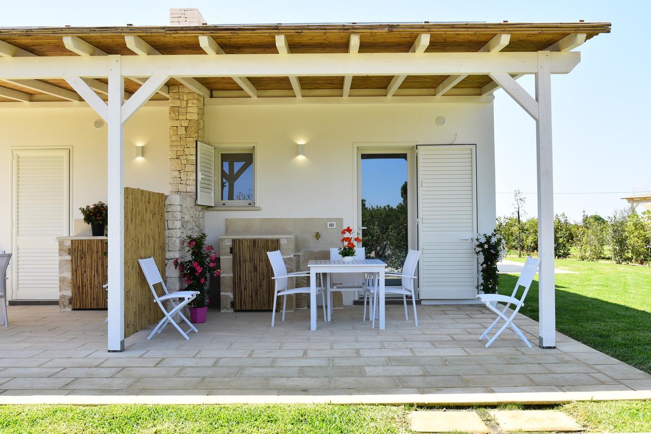 Borgo Fiorito Relais Bed & Breakfast Парабита Екстериор снимка
