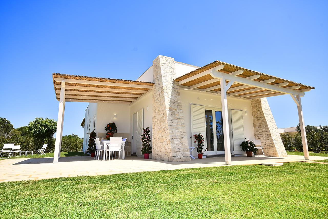 Borgo Fiorito Relais Bed & Breakfast Парабита Екстериор снимка