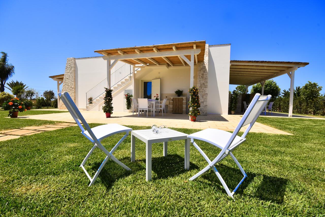 Borgo Fiorito Relais Bed & Breakfast Парабита Екстериор снимка